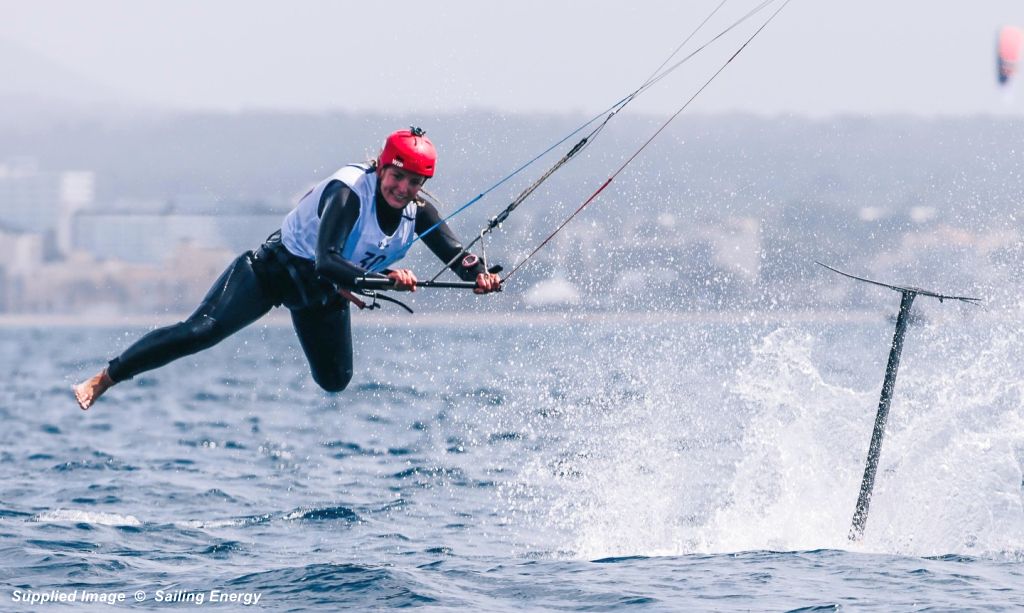 Trofeo Princesa Sofia – Dzień 2 – Kites i iQFOiL dołączają do regat