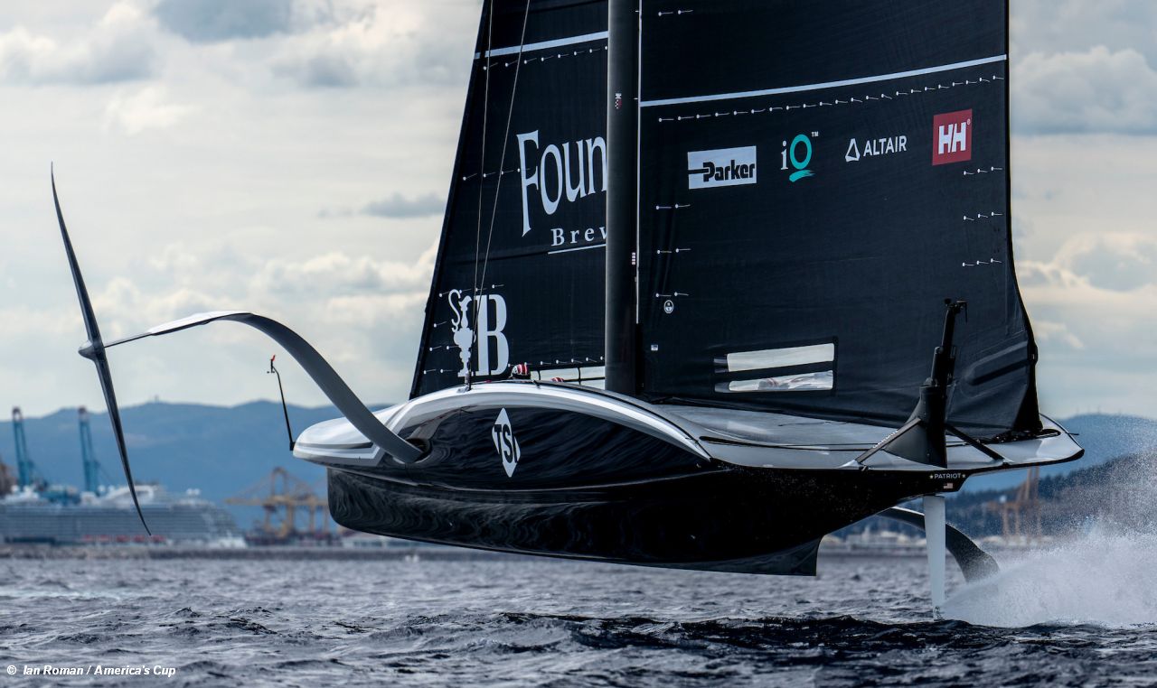 Puchar Ameryki – uratowany przez dzwon