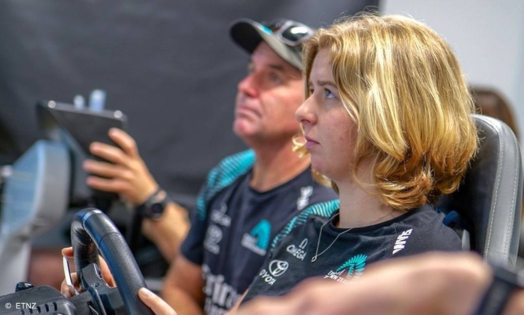 Puchar Ameryki: Emirates Team NZ dodaje dwóch nowych żeglarzy do składu żeglarskiego