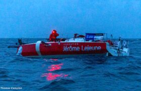 La Solitaire du Figaro Paprec – Marin Carnot rozbity w pobliżu Wilczej Skały