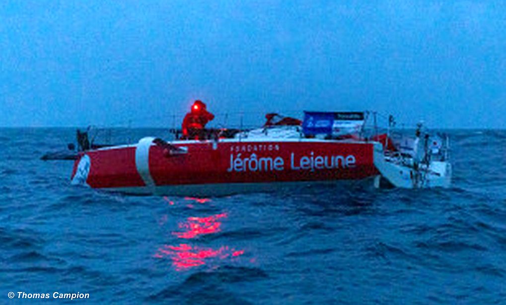 La Solitaire du Figaro Paprec – Marin Carnot rozbity w pobliżu Wilczej Skały