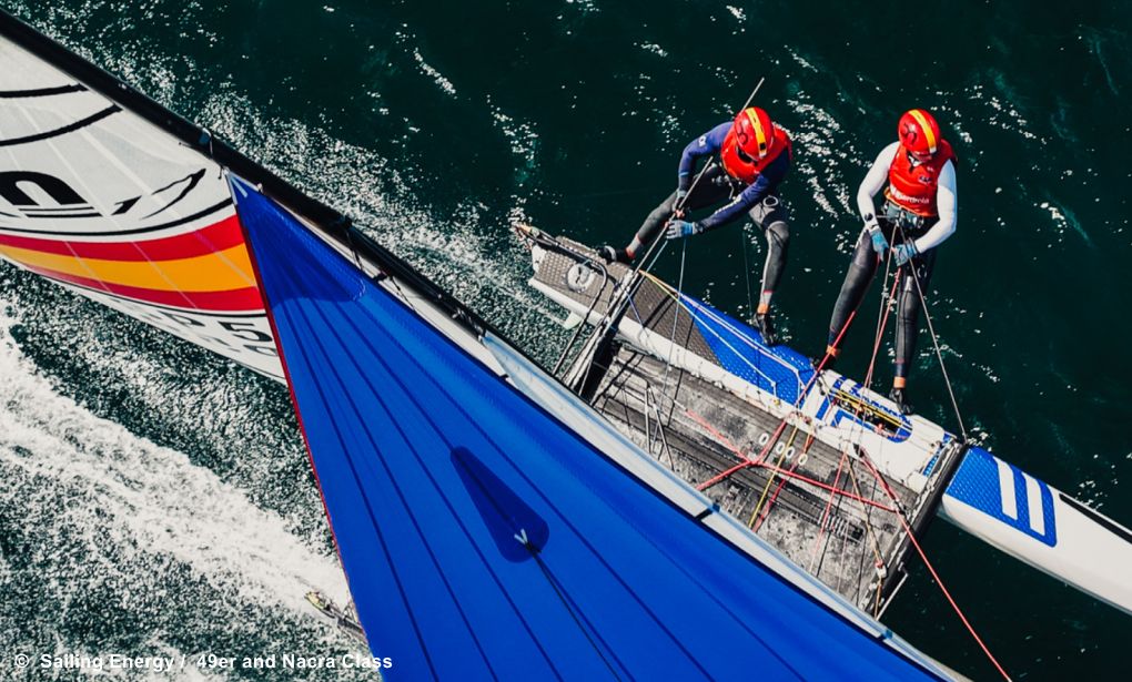 Mistrzostwa Nacra 17, 49er i 49erFX – Dzień 1 w Quiberon zaskoczyły liderów