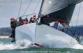 Tydzień North Sails w Cowes – dzień 5 Silniejszy wiatr dla dużej łodzi Britannia Cup