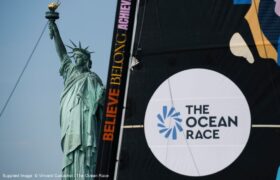Sześcioosobowa flota IMOCA wyrusza na start na morzu Ocean Race Atlantic